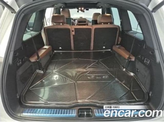 Mercedes-Benz GLS-Class 2024 — Фото 17/20