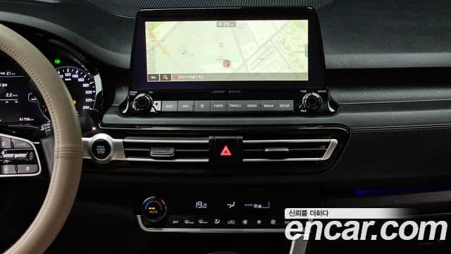 Kia Seltos 2021 — ფოტო 13/20
