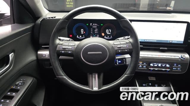 Hyundai Kona 2023 — ფოტო 13/20