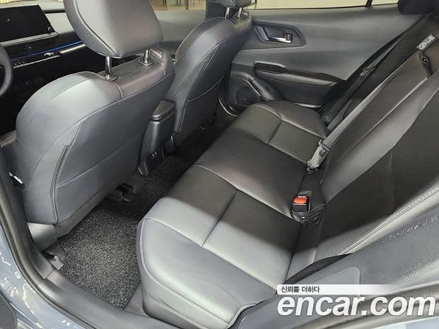 Toyota Prius 2026 — Şəkil 10/19