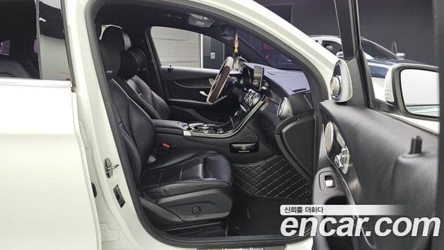 Mercedes-Benz GLC-Class 2019 — Şəkil 11/20