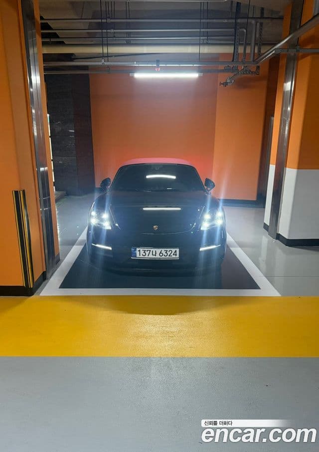 Porsche 718 Boxster 2023 — ფოტო 2/9
