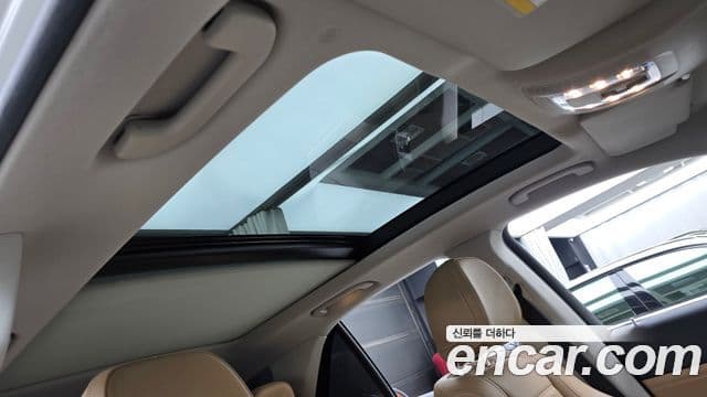 Mercedes-Benz GLE-Class 2025 — Фото 15/20