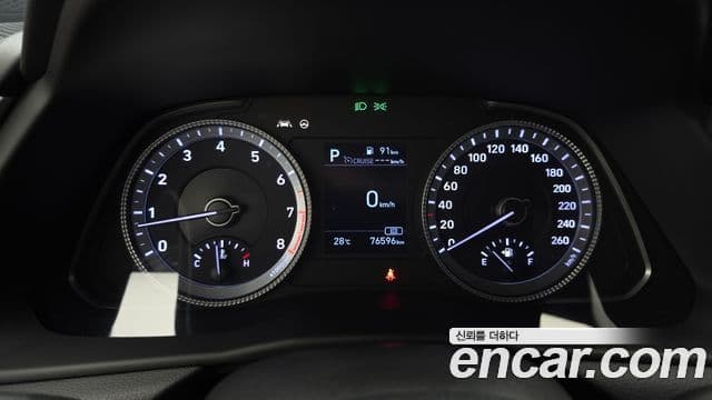 Hyundai Sonata 2021 — Фото 8/20