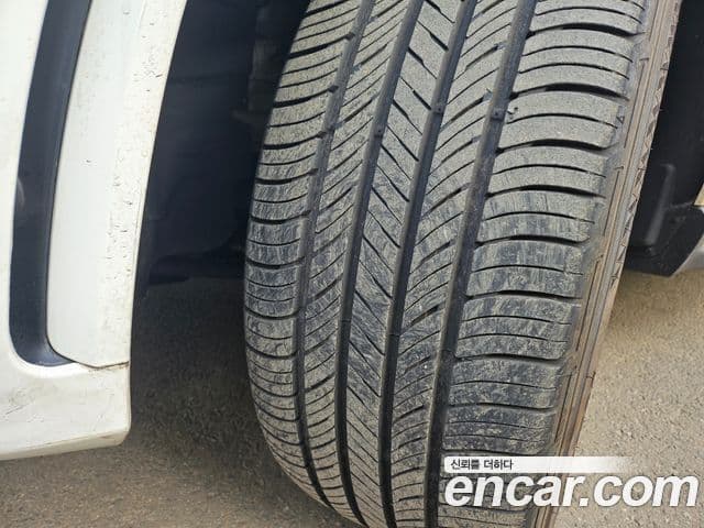 Mercedes-Benz GLE-Class 2021 — ფოტო 16/17