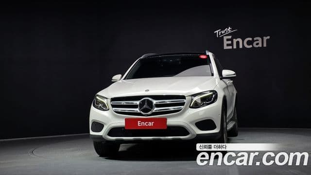 Mercedes-Benz GLC-Class 2019 — Şəkil 3/20