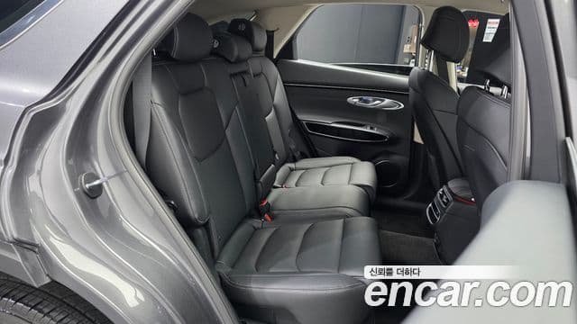 Genesis GV70 2021 — фото 12 из 20