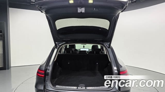 Genesis GV70 2021 — фото 20 из 20