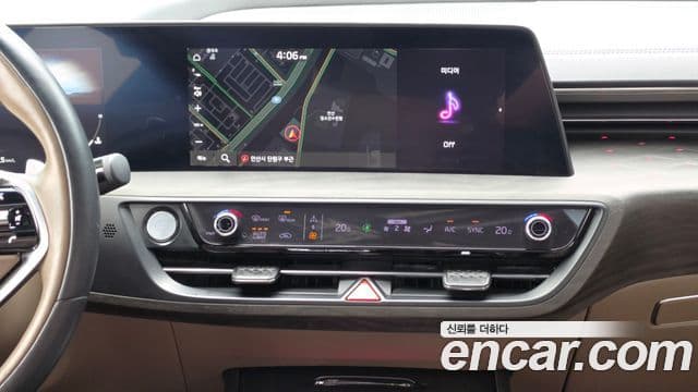 Kia K8 2022 — фото 14 из 20