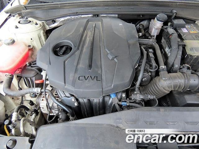 Kia K5 2023 — ფოტო 19/20