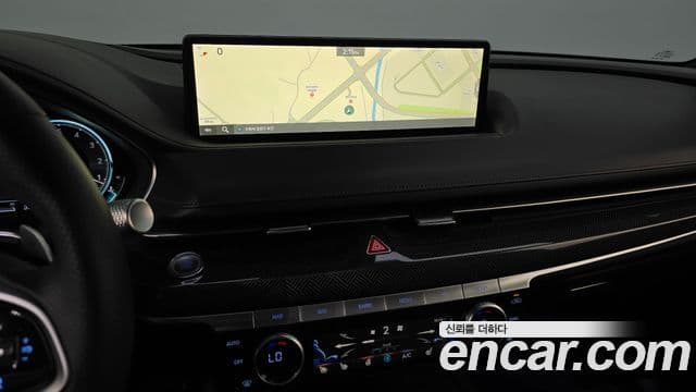 Genesis Electrified G80 2022 — фото 12 из 20