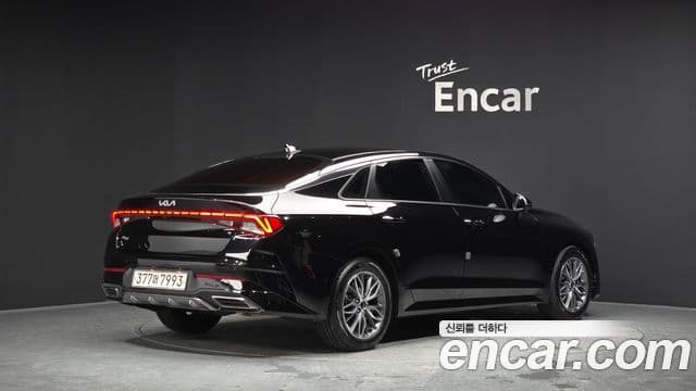 Kia K5 2022 — Şəkil 2/20