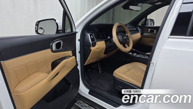 Kia Sorento 2021 — фото 10 из 20
