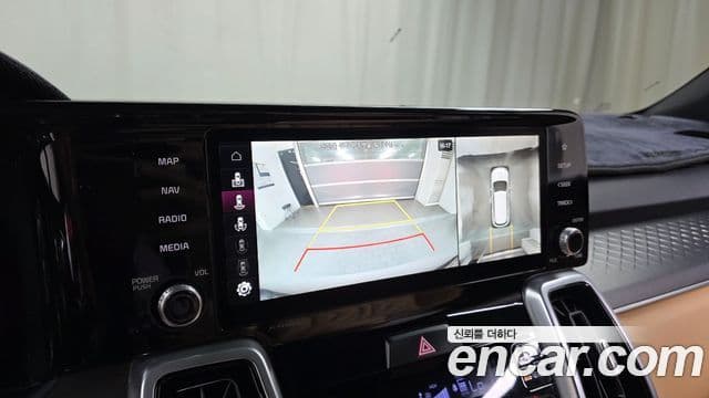 Kia Sorento 2021 — фото 16 из 20