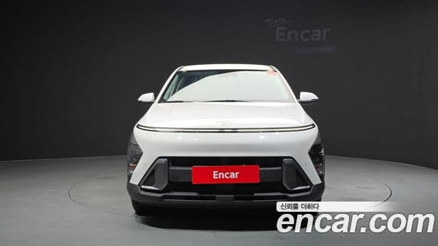 Hyundai Kona 2023 — фото 3 из 20