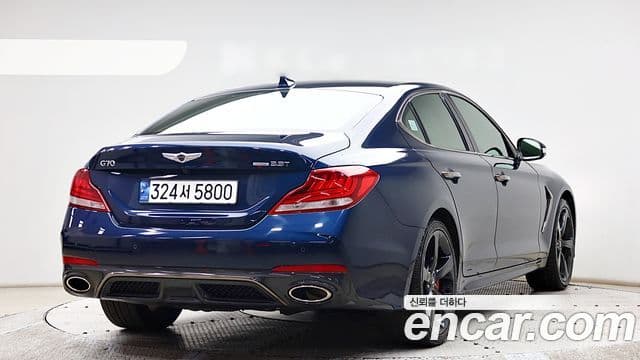 Genesis G70 2019 — фото 2 из 20