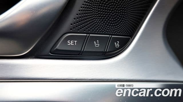 Genesis G70 2019 — фото 11 из 20