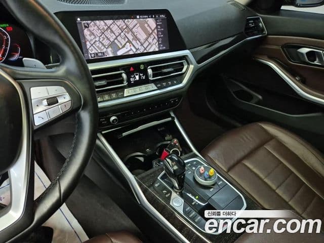 BMW 3 Series 2021 — Şəkil 9/18