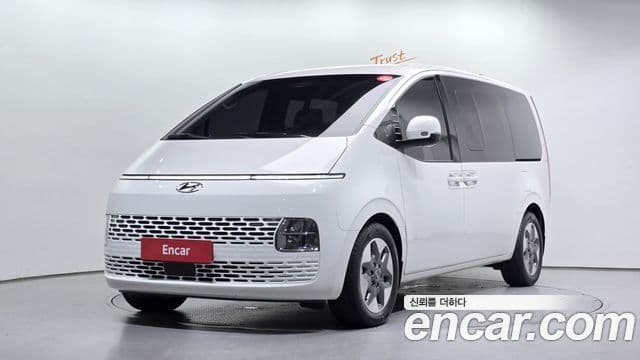 Hyundai Staria, 2022