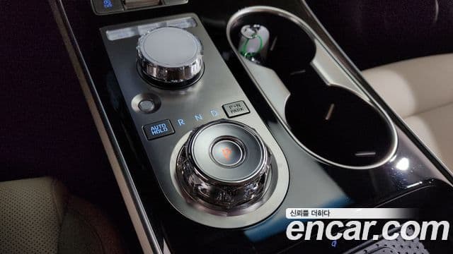 Genesis GV70 2024 — Şəkil 9/20