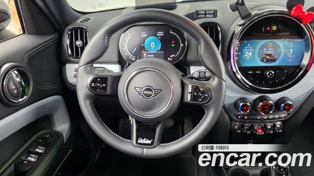 Mini Cooper Countryman 2022 — ფოტო 13/20