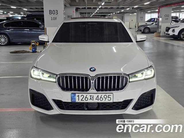BMW 5 Series 2021 — фото 1 из 20