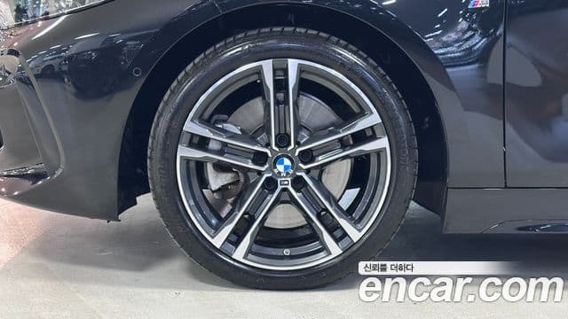 BMW 1 Series 2023 — Şəkil 4/20