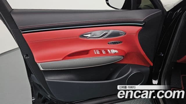 Genesis GV70 2024 — Photo 3/33