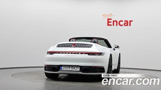 Porsche 911 2024 — ფოტო 5/20