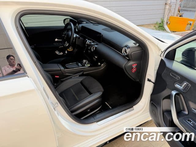 Mercedes-Benz A-Class 2025 — Şəkil 7/11