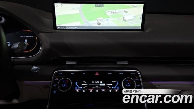 Genesis GV80 2022 — ფოტო 13/20