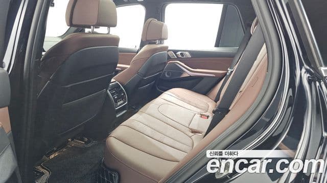 BMW X5 2021 — фото 20 из 20