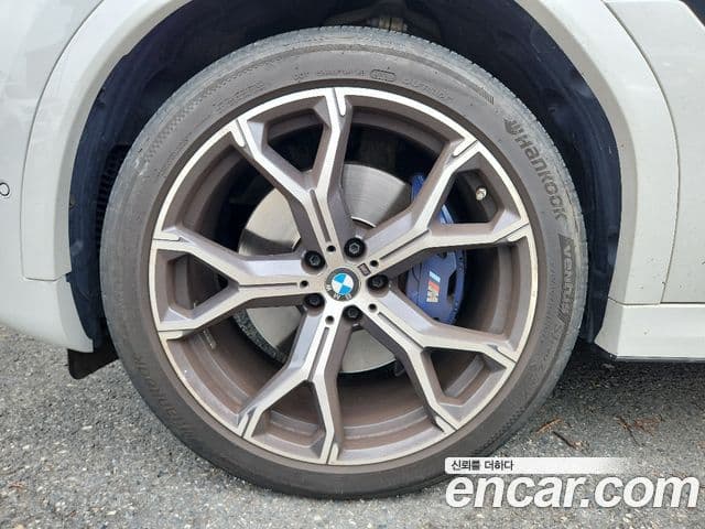 BMW X6 2021 — ფოტო 13/20