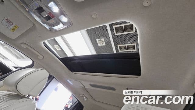 Genesis G90 2022 — Şəkil 19/20