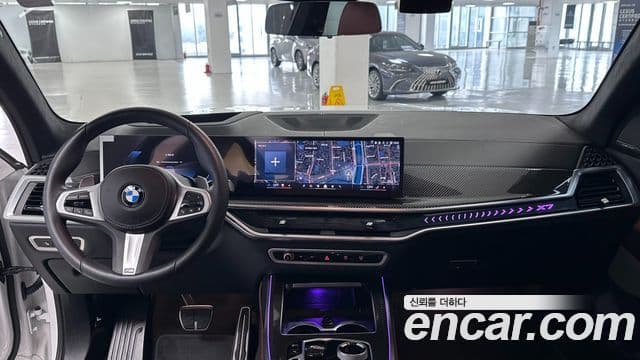 BMW X7 2025 — Şəkil 10/20