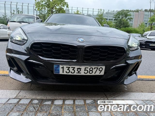 BMW Z4 2025 — Photo 2/15