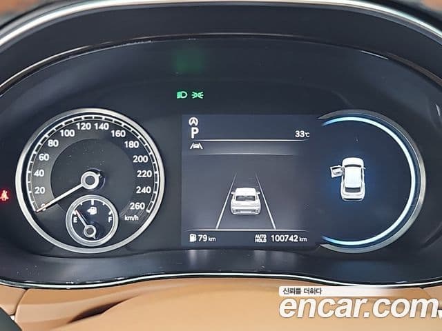 Genesis GV70 2021 — ფოტო 5/20
