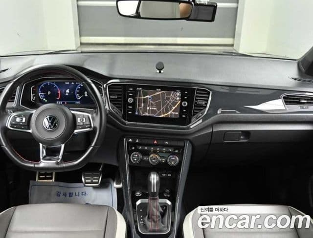 Volkswagen T-Roc 2021 — фото 6 из 20