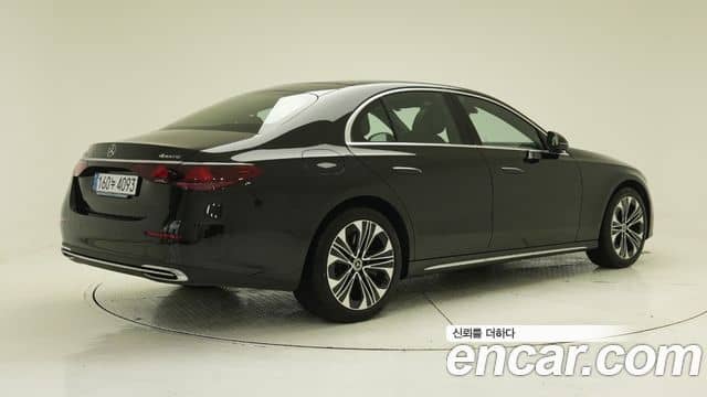 Mercedes-Benz E-Class, 2025