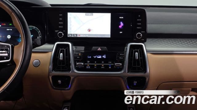 Kia Sorento 2023 — фото 14 из 20