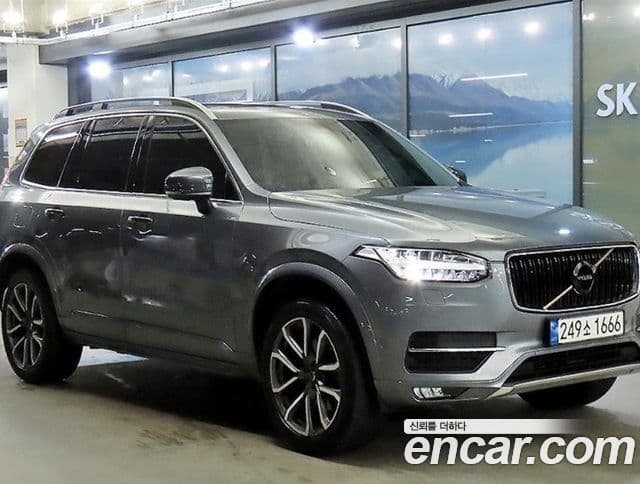 Volvo XC90 2018 — Şəkil 10/20