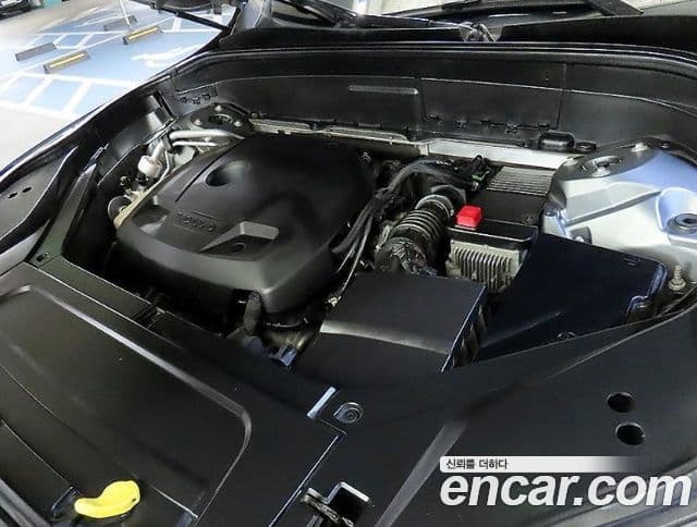 Volvo XC90 2018 — Şəkil 19/20
