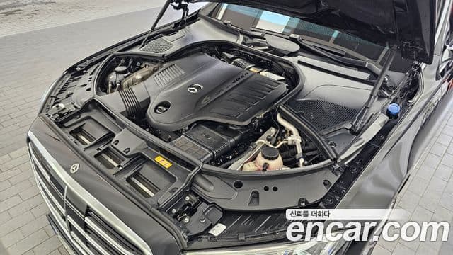 Mercedes-Benz S-Class 2023 — ფოტო 6/20
