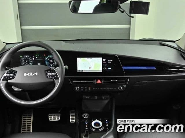 Kia Niro 2022 — ფოტო 5/19