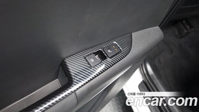 Kia Niro 2022 — Şəkil 19/20