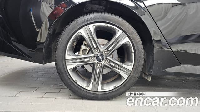 Kia K5 2022 — ფოტო 5/20