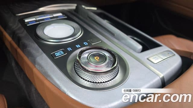Genesis Electrified G80 2021 — Şəkil 9/20