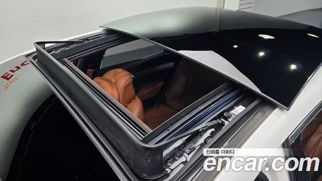 Genesis Electrified G80 2021 — Şəkil 17/20