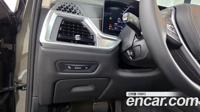 BMW X5 2025 — ფოტო 16/20