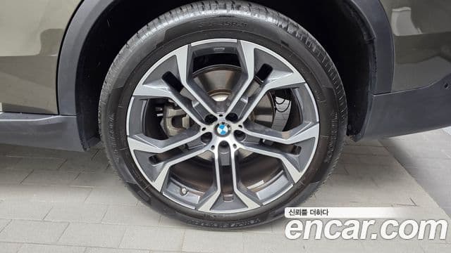 BMW X5 2025 — Photo 29/32